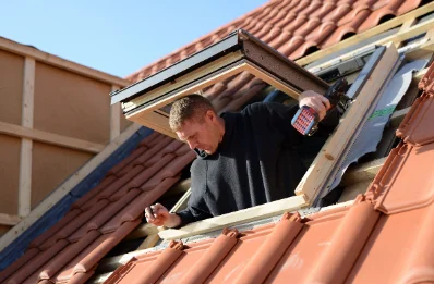 Pose de fenêtres de toit Velux à Maussans